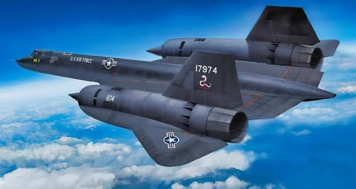 چرا لاستیکهای هواپیمای SR-71 Blackbird نقرهای بودند و با نیتروژن پر میشدند؟