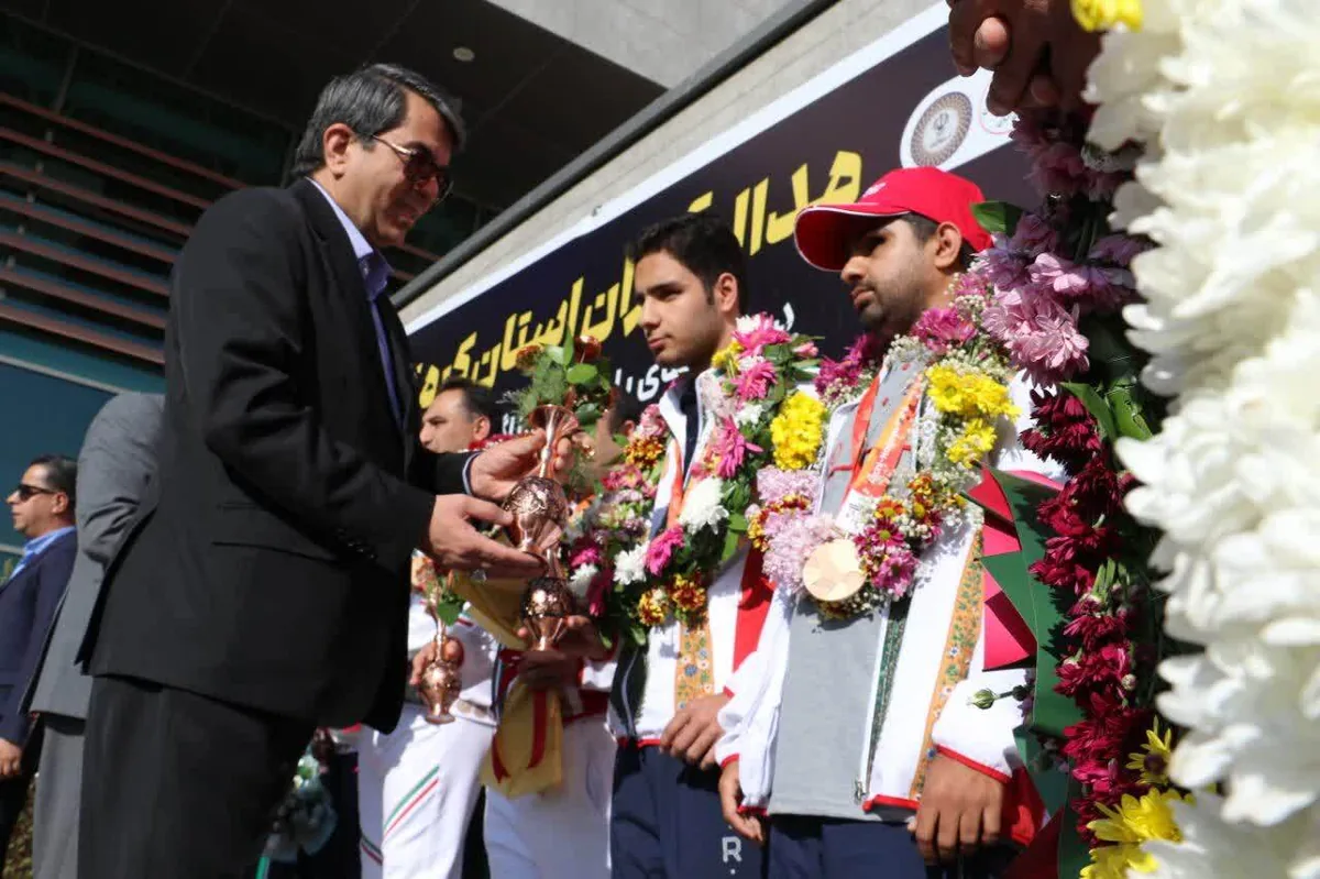 ۱۲ مدال ناگویا در آغوش کرمان + تصاویر
