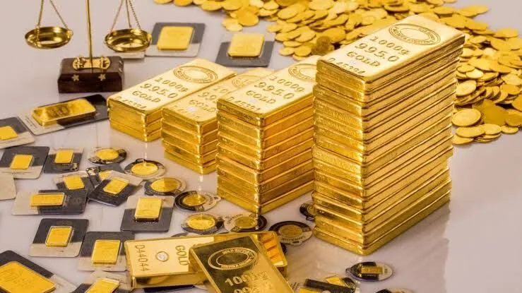 ماندگاری طلای جهانی در مسیر افزایش قیمت / نفت باز هم گران شد