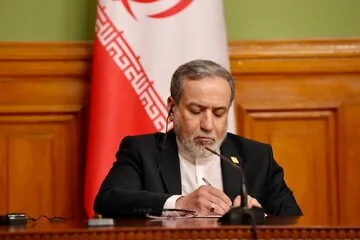 عراقچی: پیام ونس را با دقت بررسی کردیم/فعلا برنامهای برای دیدار با مقامهای آمریکا نداریم