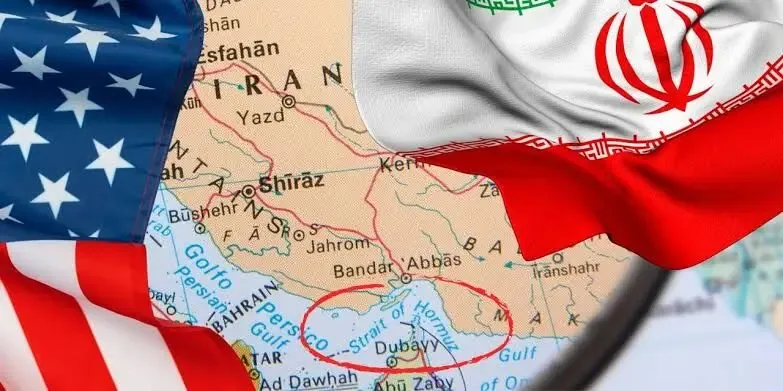 ادعای معاون وزیر خزانهداری آمریکا: در حال قطع تمامی منابع مالی ایران هستیم