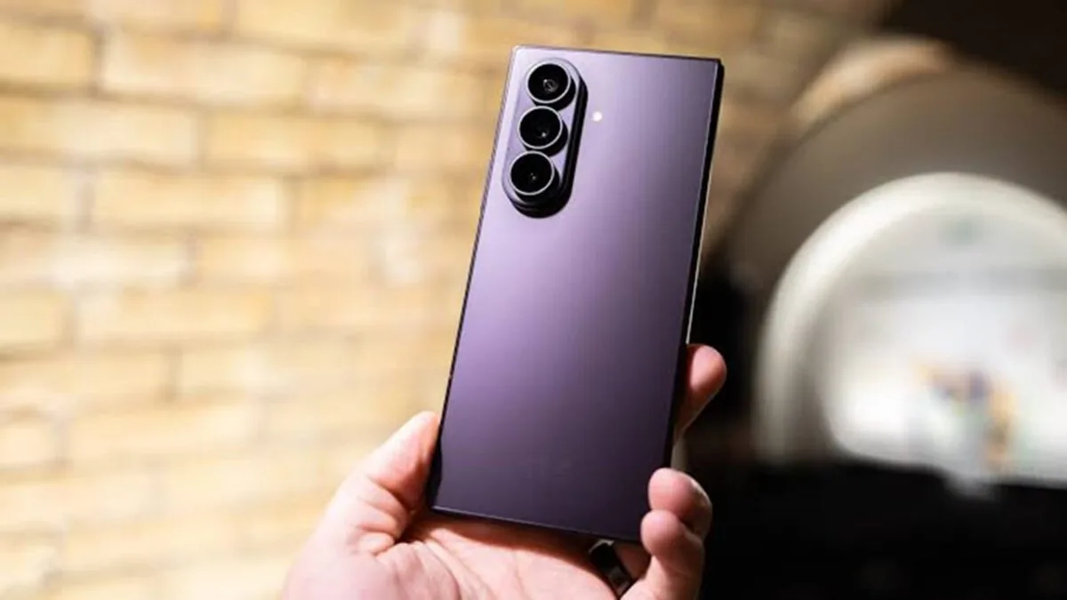 سامسونگ در Galaxy Z Fold8 Ultra از تراشه Snapdragon 8 Elite Gen 5 for Galaxy استفاده کرده که به‌صورت اختصاصی برای محصولات Galaxy بهینه شده است.