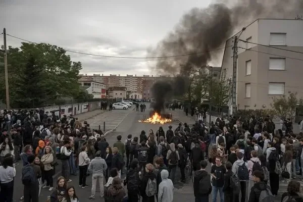 اتحادیه معلمان فرانسه: اقدامات دولت پاسخگوی مطالبات معترضان نیست