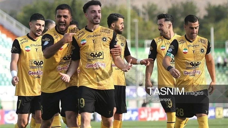 تداوم شکستهای پرگل مس؛ اینبار مقابل سپاهان/ نساجی در خانه متوقف شد