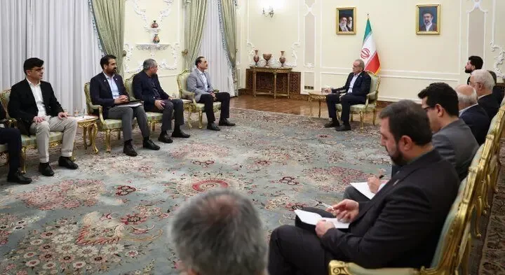 پزشکیان: آمریکا باید پیش از هر گفتوگویی تهدید و تحریم را بردارد