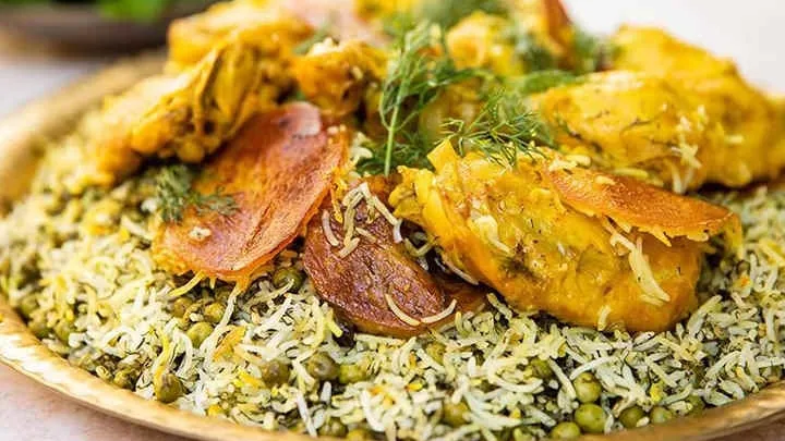 نکات و فوتوفن های طرز تهیه باقلی پلو شمالی