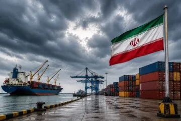 حقشناس: دولت دیگر توان سرمایهگذاری گسترده ندارد / جنگ و تحریم میتواند فرصتی برای واگذاری اقتصاد به بخش خصوصی باشد