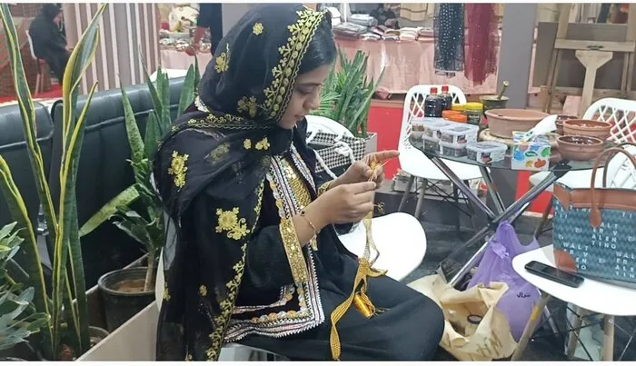 در «مهر شیراز»، جان ایران را لمس کن
