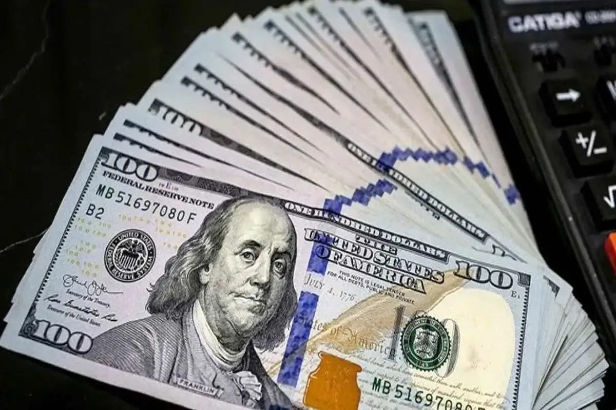 جهش آرام اسکناسها در تالار حواله/ دلار مرز جدیدی را نشانه رفت