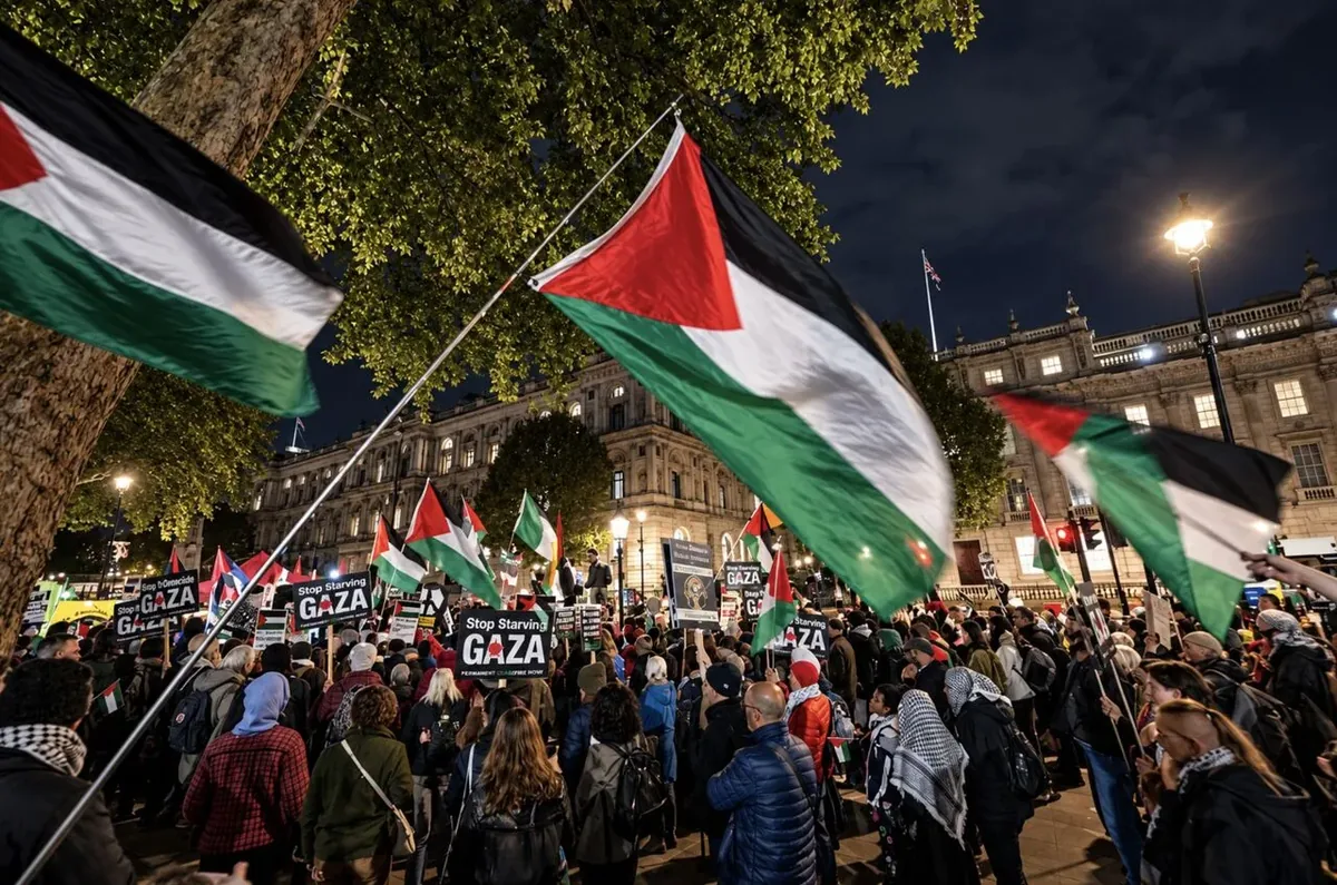 فریاد اعتراض به جنایات رژیم صهیونیستی در قلب لندن طنینانداز شد