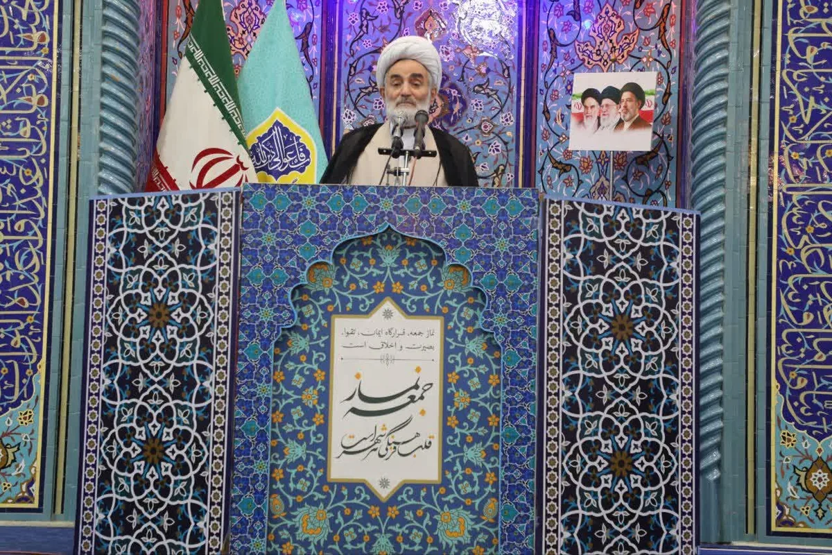 ضرورت تبعیت از حاکم اسلامی و محکومیت خیانتهای حکام منطقه