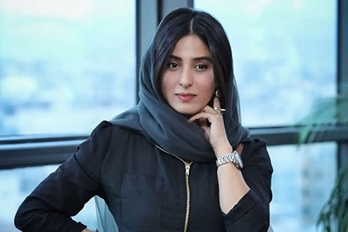 استایل آناهیتا افشار در اکران «بیدار»