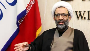 انتقاد یک نماینده از قانون مربوط به حجاب در مدارس جمهوری آذربایجان؛ چگونه است که با آزادی مردم خود مخالف هستند؟/ دانشآموزان چرا در فرانسه آزاد نباشند