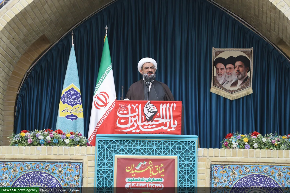 راهی جز قوی شدن در برابر زیادهخواهی دشمن وجود ندارد
