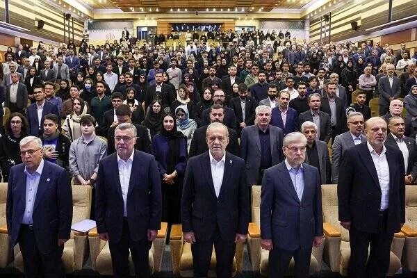 حضور پزشکیان در آیین بازگشایی دانشگاههای کشور