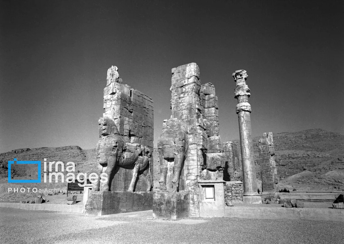تصاویر | تخت جمشید در دهه 1340