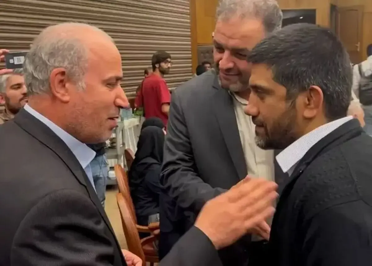 تاج، مچ علیرضا دبیر را خواباند؟ / دبیر بارها نشان داده که بدون ترس انتقادهای خود را مطرح میکند