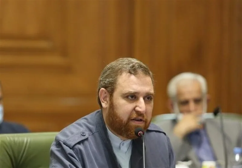 اقراریان، عضو شورای شهر:احتمال دارد شورای شهر تهران منحل شود و آقای زاکانی زیر نظر دولت شهردار تهران بماند /