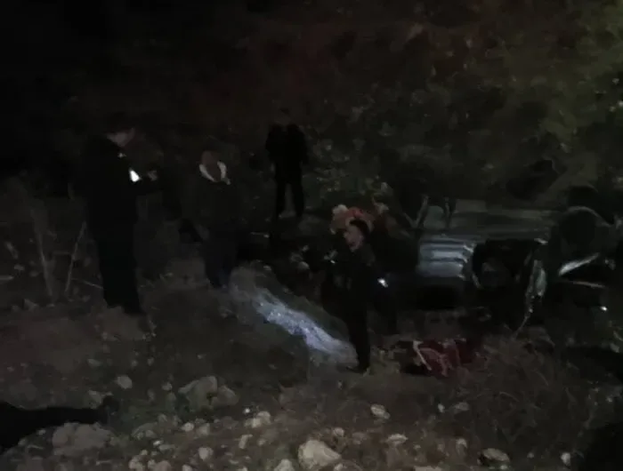 سقوط خودرو در جاده کجور ۶ کشته بر جای گذاشت