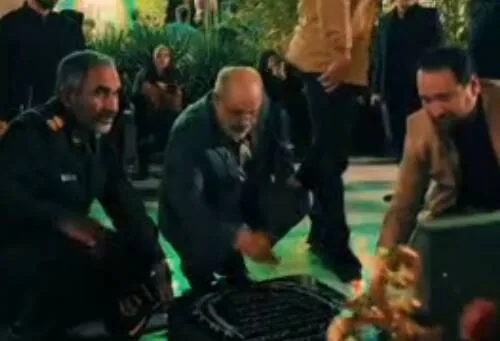 فیلم/ حضور سخنگوی سپاه بر سر مزار شهید نائینی در کاشان