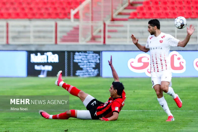 نیمه اول بازی پرسپولیس و مس شهربابک با یک اخراج و یک گل+ فیلم
