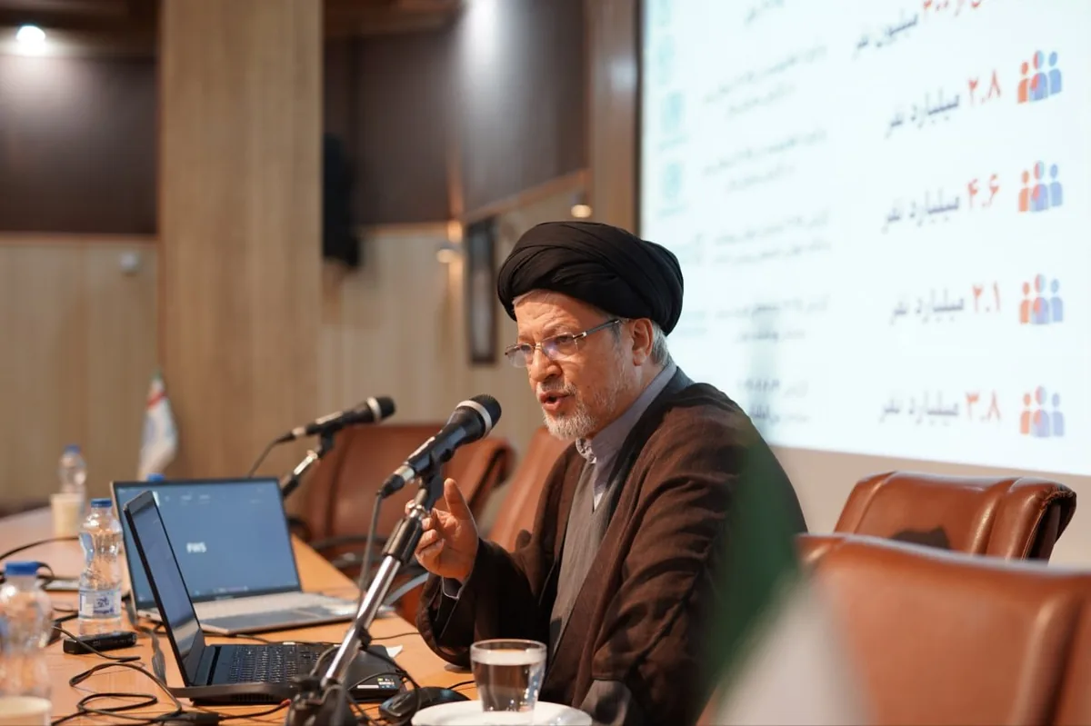 صلح، در سایه جنگ؛ از نظریه عاطفی تا جهان دو فضایی