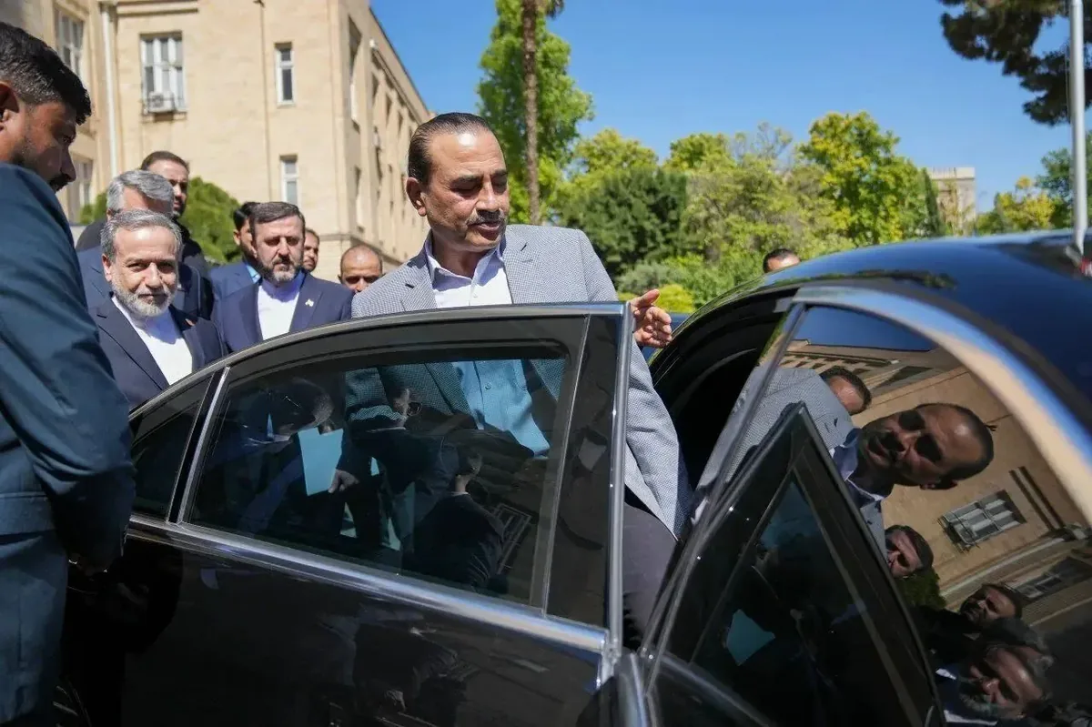 عاصم منیر وارد تهران شد
