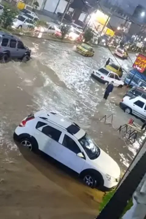 سیلاب (1)