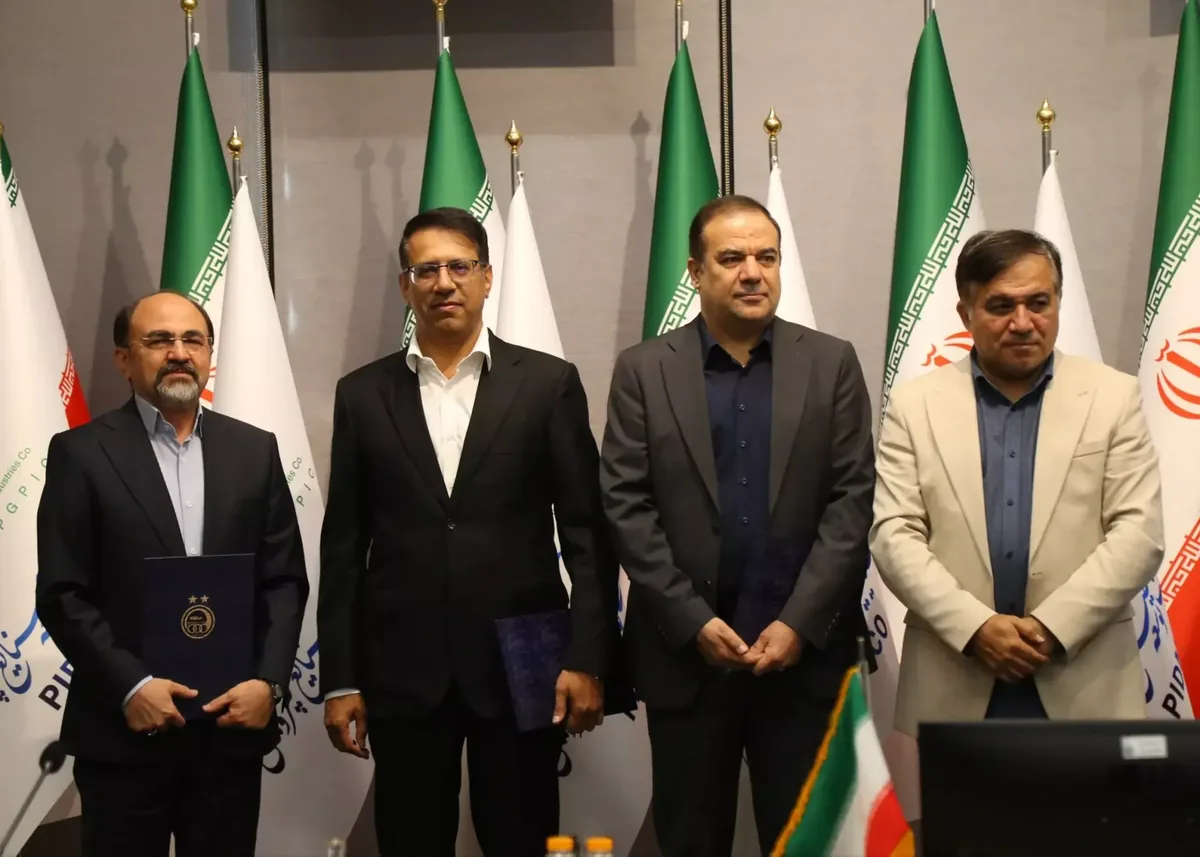 اولین عکسهای مدیرعامل آینده استقلال