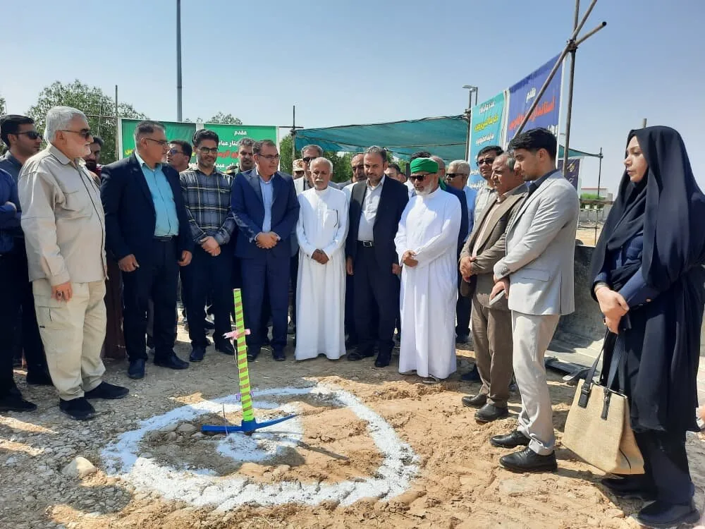 بروجردی: آغاز طرح ۲۰۰ مگاواتی خورشیدی حوزه انتخابیه از عمادشهر؛نیروگاههای ۲۰ مگاواتی در شهرستانها احداث میشود