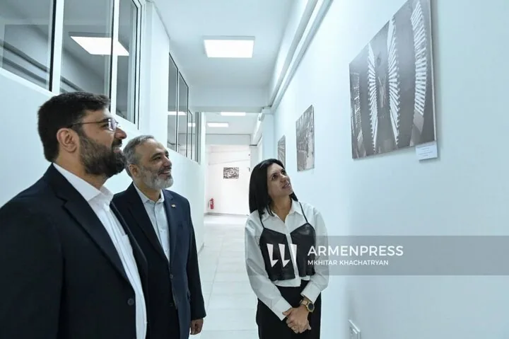 دیدار هیئت گروه رسانه‌ای مهر با مدیران خبرگزاری آرمن‌پرس ارمنستان