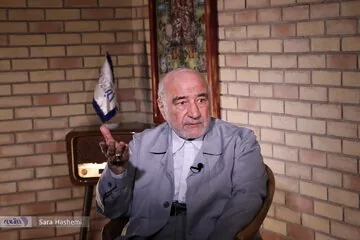 پیش بینی نخستین فرمانده سپاه پاسداران از وقوع جنگ سوم میان ایران و آمریکا/ مردم ما آگاهی و آمادگی را دارند که فشارهای ناشی از جنگ را تحمل کنند