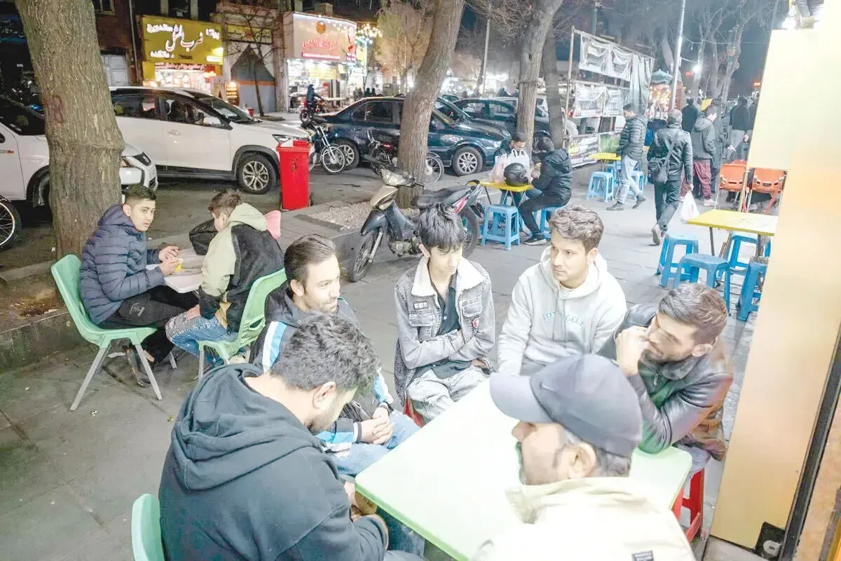 چرا پرسهزدن نوجوانان در شهر به مسئله تبدیل میشود؟