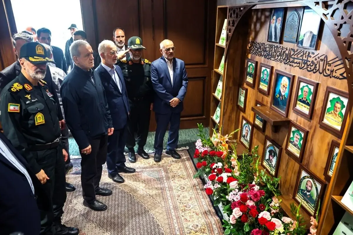 تصاویری از پزشکیان در جمع فرماندهان نیروی انتظامی