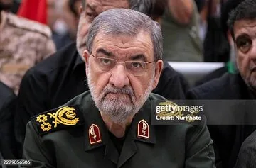 جاییکه امپراطور روم، در برابر شاپور اول ساسانی زانو زد! / توئیت محسن رضایی خطاب به آمریکایی ها و یادآوری تکرار تاریخ