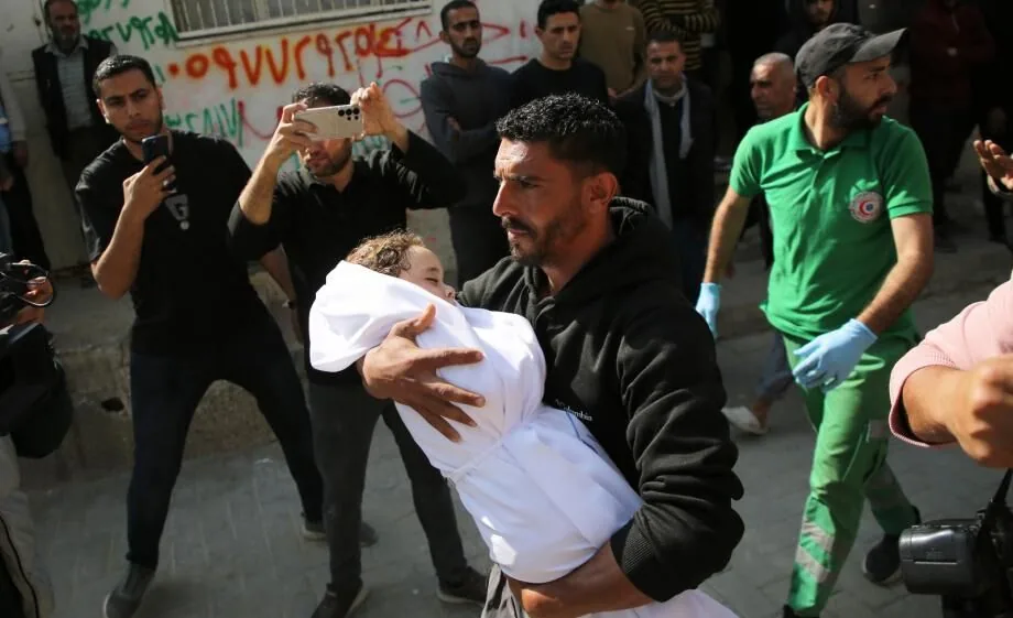 شهادت ۴ فلسطینی در غزه و بیش از ۳۰ حمله شهرکنشینان صهیونیست به باغداران در کرانه باختری