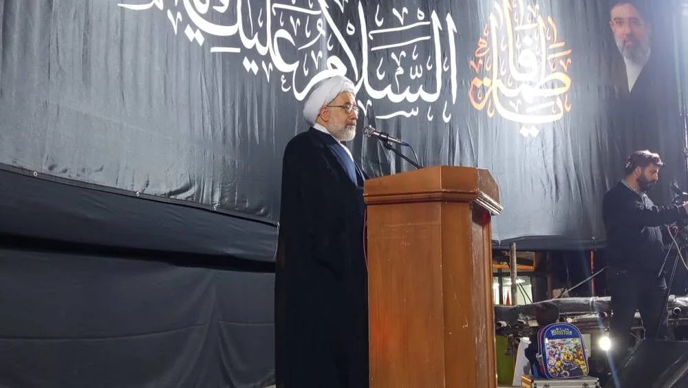 آیتالله عباسی: ایستادگی ملت ایران توطئههای نظام سلطه را ناکام گذاشته است