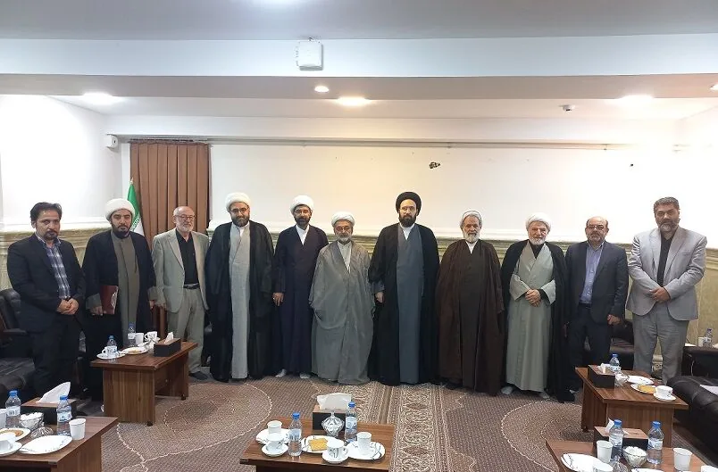 دانشگاه ادیان و مذاهب خود را پاسدار اندیشههای امام خمینی(ره) و آرمانهای انقلاب میداند