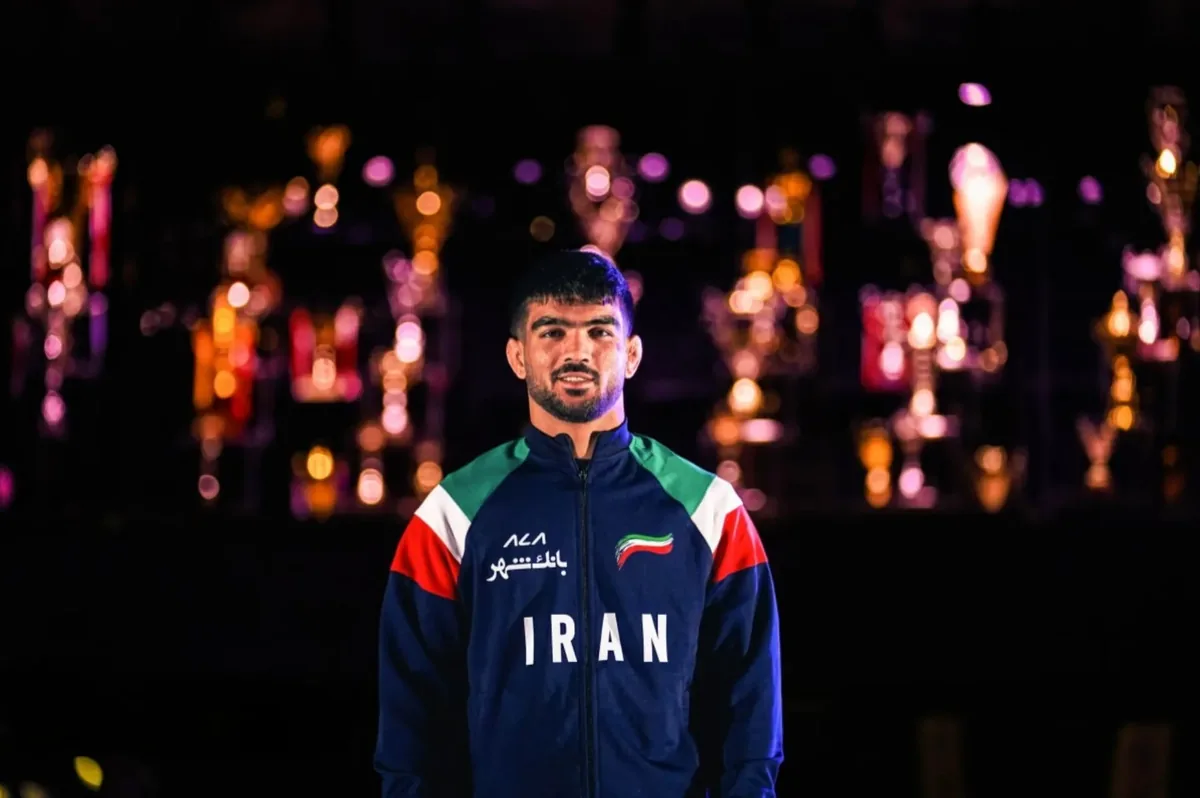 احمدیوفا با برد قاطع به نیمهنهایی رسید+ فیلم
