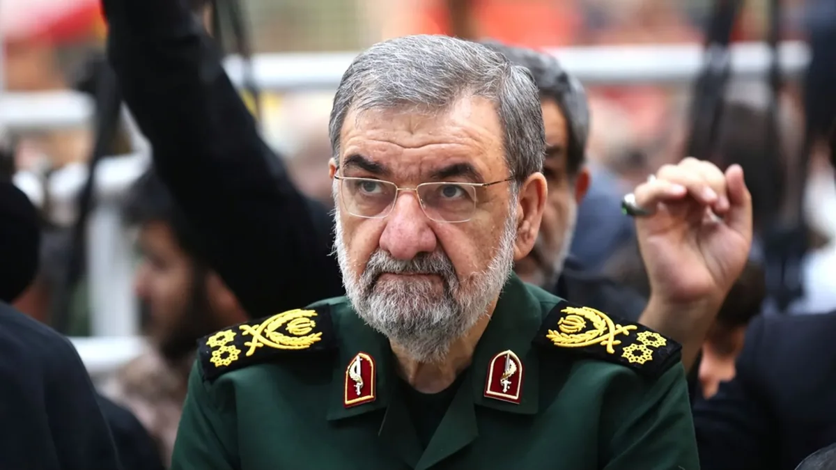 سرلشکر رضایی: اشراف کامل رهبر معظم انقلاب بر مسائل مختلف، عامل سرافرازی کشور است