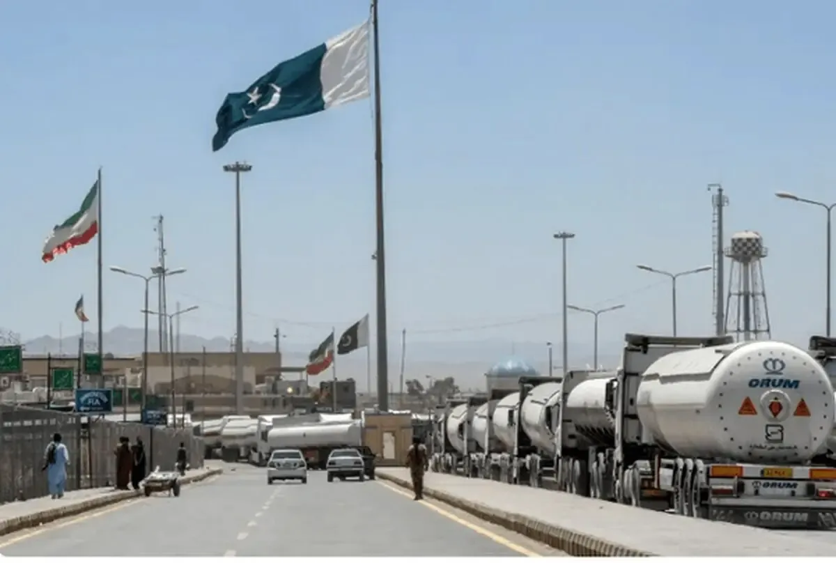 پاکستان غرق در مشکلات ناشی از بستن موقتی مرز با ایران
