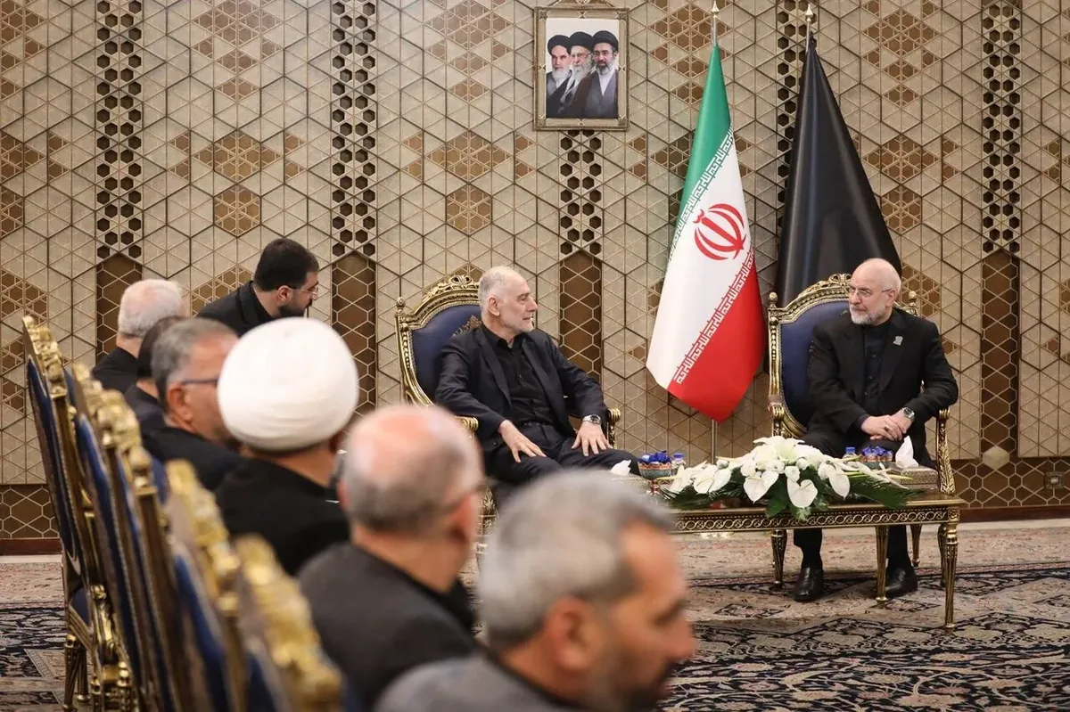 قالیباف در دیدار با هیئتی از حزب الله لبنان: صلح در لبنان جز از طریق ایران ممکننیست / با آمادگی برای شهادت مذاکره میکنیم/ عضو ارشد حزب الله: جنگ در لبنان با الزام آمریکا به اجرای یادداشت تفاهم متوقف شده و پایان جنگ از همین مسیر ممکن است