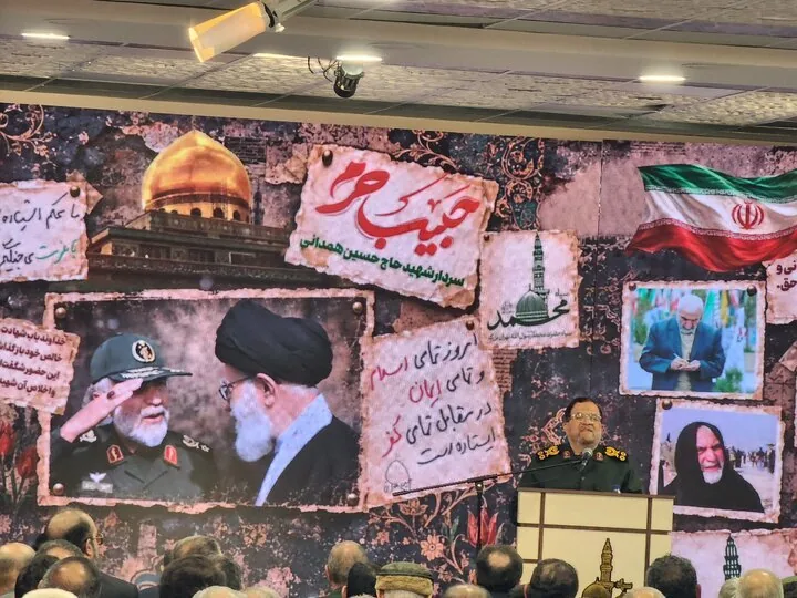 جانشین فرمانده کل سپاه: به کوچکترین تحرک دشمن پاسخ میدهیم