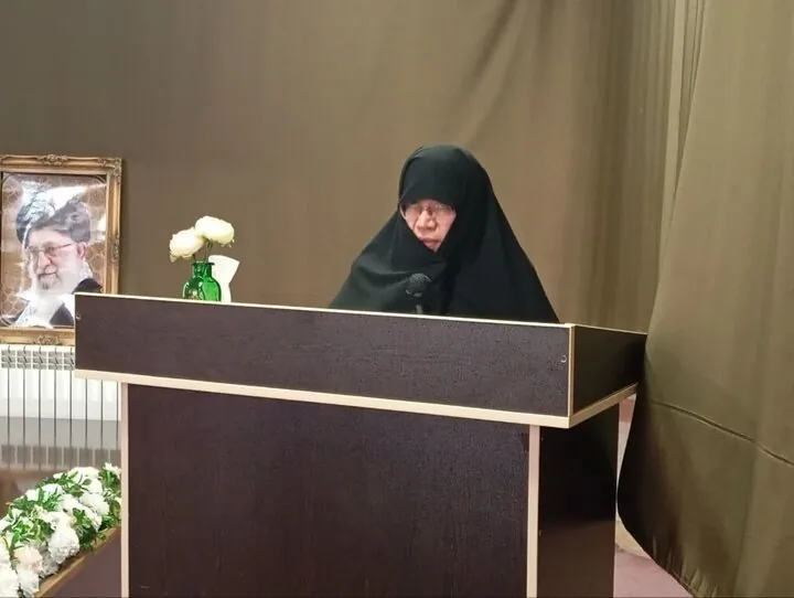 آیین افتتاحیه سال تحصیلی مدارس علمیه خواهران در کبودراهنگ؛ تأکید بر نقش بانوان طلبه در مقابله با جنگ نرم