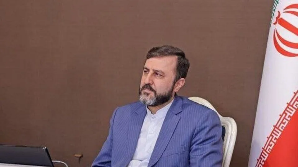 غریبآبادی: آمریکا باید در مذاکرات انعطاف نشان دهد، نه ایران
