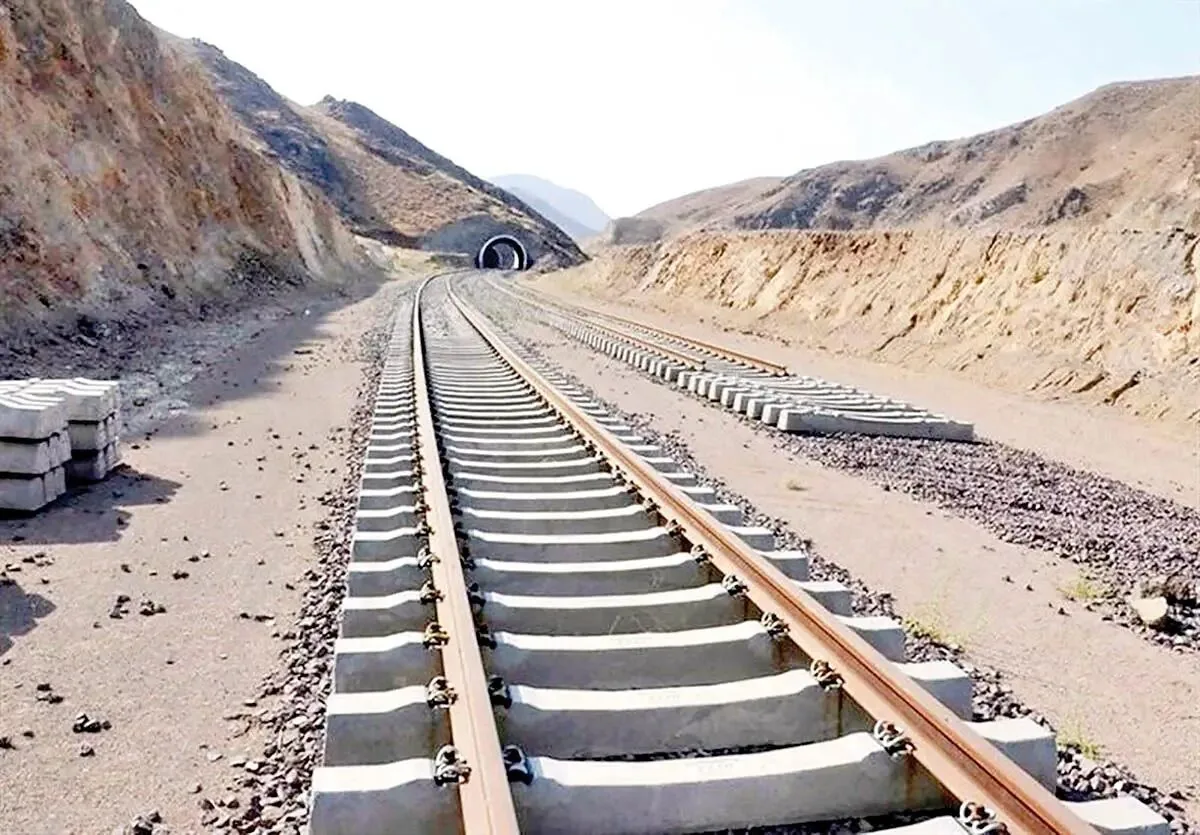 راهآهن چابهار ـ زاهدان تا پایان سال ۱۴۰۵ به بهرهبرداری میرسد؟