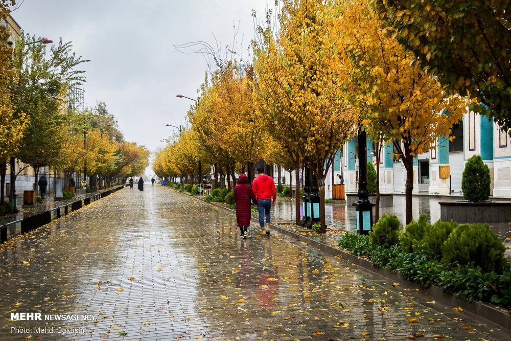 قم در آستانه ناپایداری جوی؛ رگبار و رعدوبرق در راه است