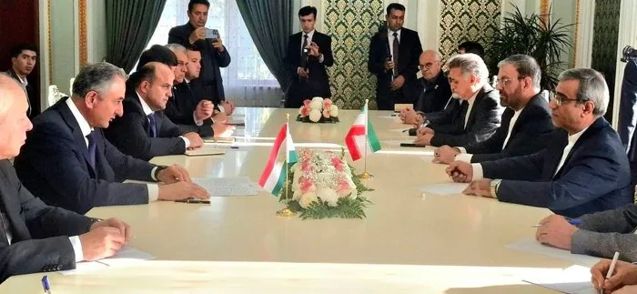 امضای تفاهم‌نامه همکاری میان اتاق‌های بازرگانی خراسان رضوی، ایران و تاجیکستان، ختلان