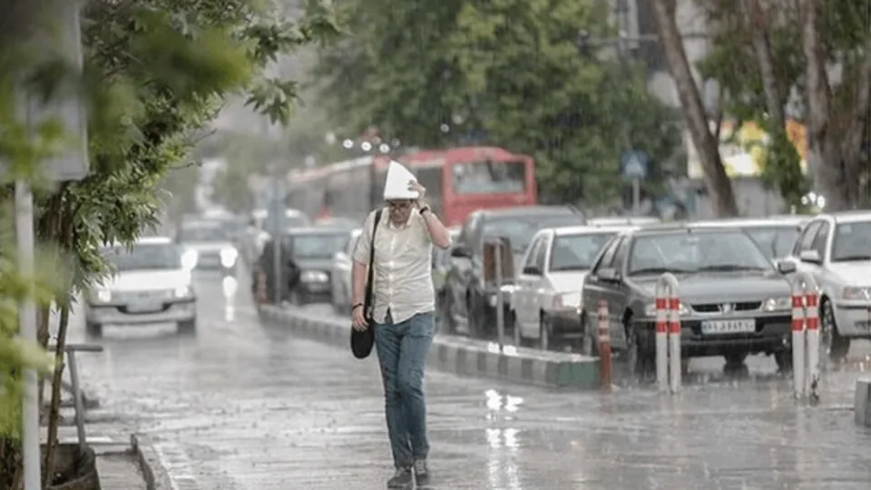هشدار درباره احتمال بارندگی شدید و گردوخاک در ۸ استان کشور