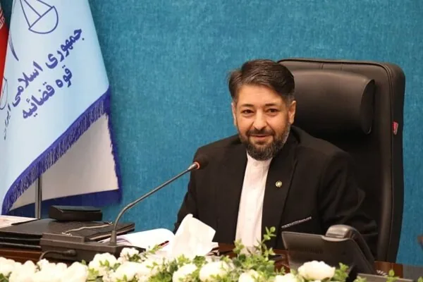 عبدی: تحریم‌های آمریکا مجوز محاصره نظامی ایران نیست